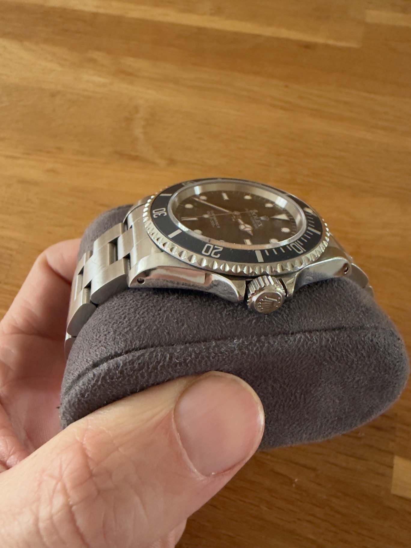Rolex Submariner – Ref. 14060, very good – 9/10