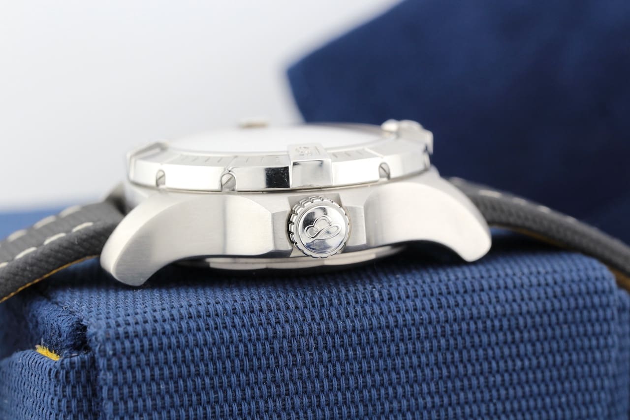 Breitling Avenger – Ref. A17319101, very good – 6/14