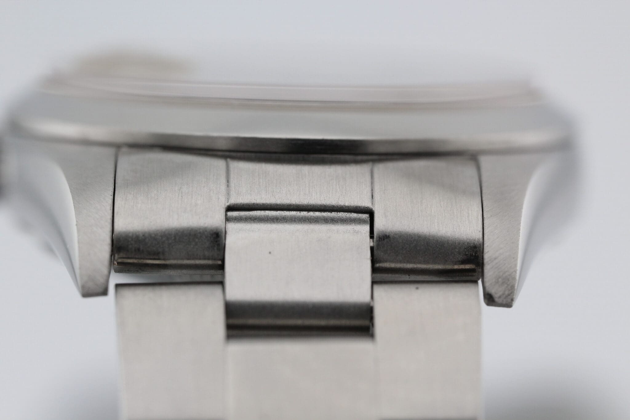 Rolex Oyster Perpetual – Ref. 15200, Sehr gut – 9/15