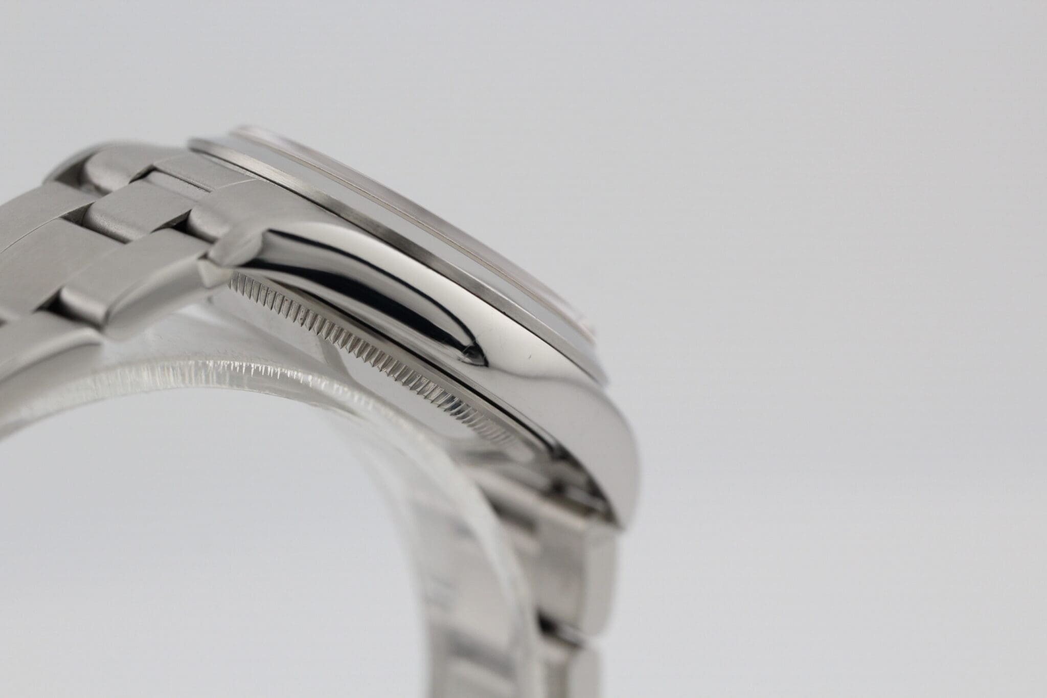 Rolex Oyster Perpetual – Ref. 15200, Sehr gut – 10/15