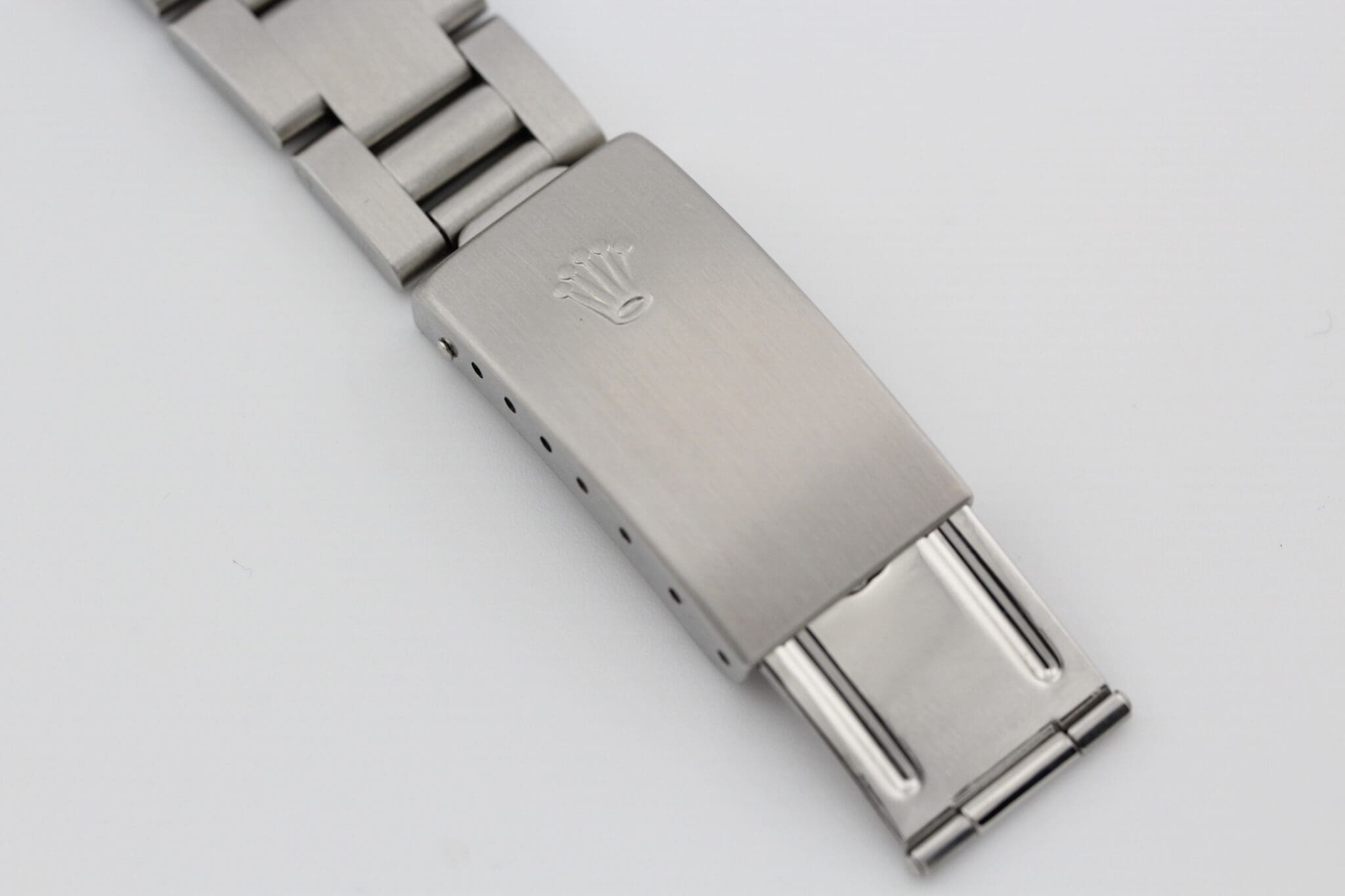 Rolex Oyster Perpetual – Ref. 15200, Sehr gut – 2/15