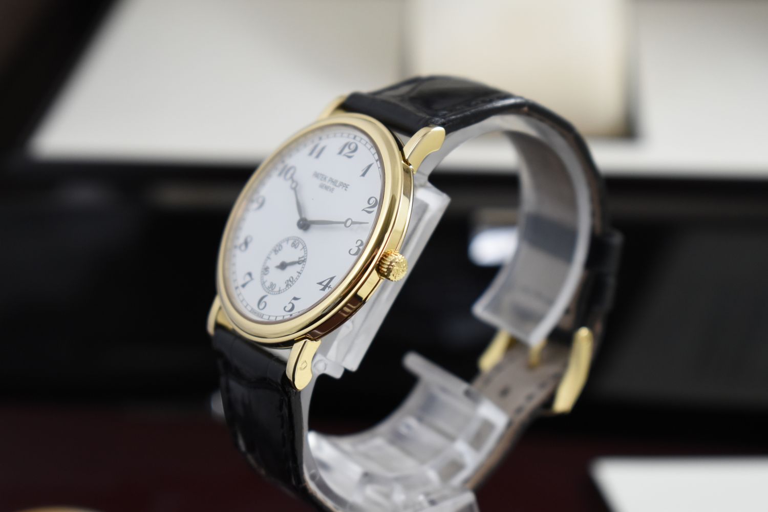 Patek Philippe Calatrava – Ref. 5022j-013, very good – 9/17