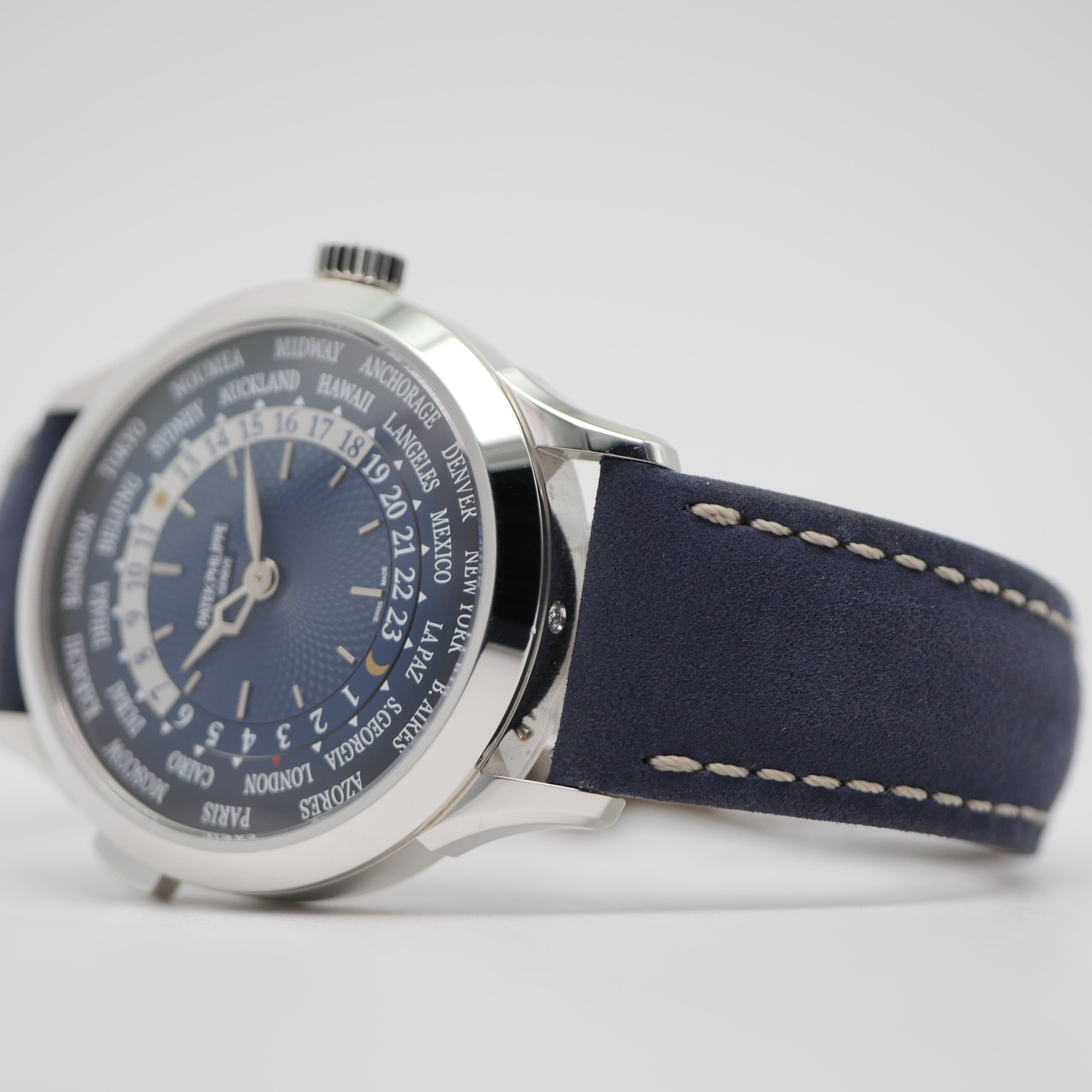Patek Philippe World Time – Ref. 5230P-001, good – Image 2/11