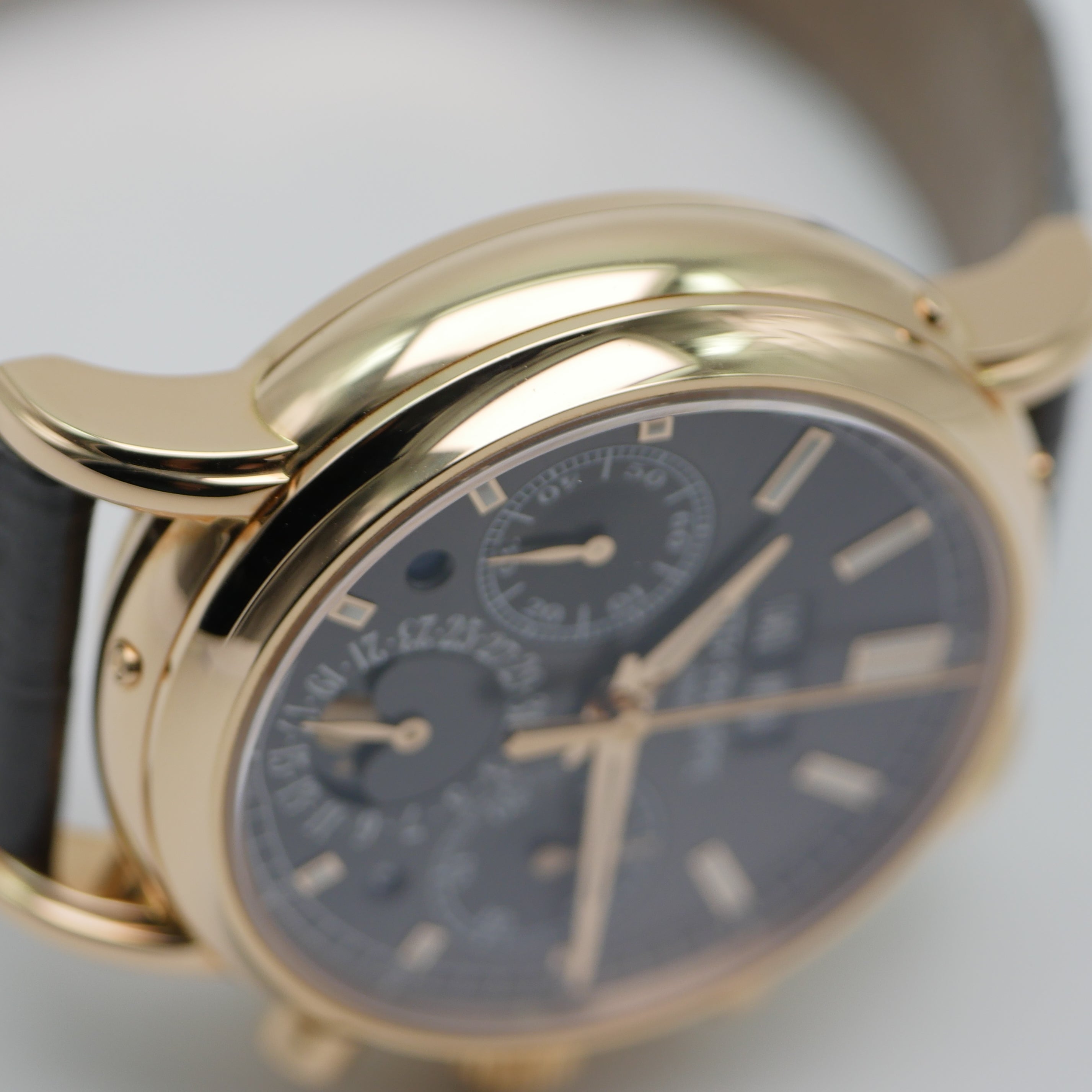 Patek Philippe Perpetual Calendar – Ref. 5204R-011, New – 11/12