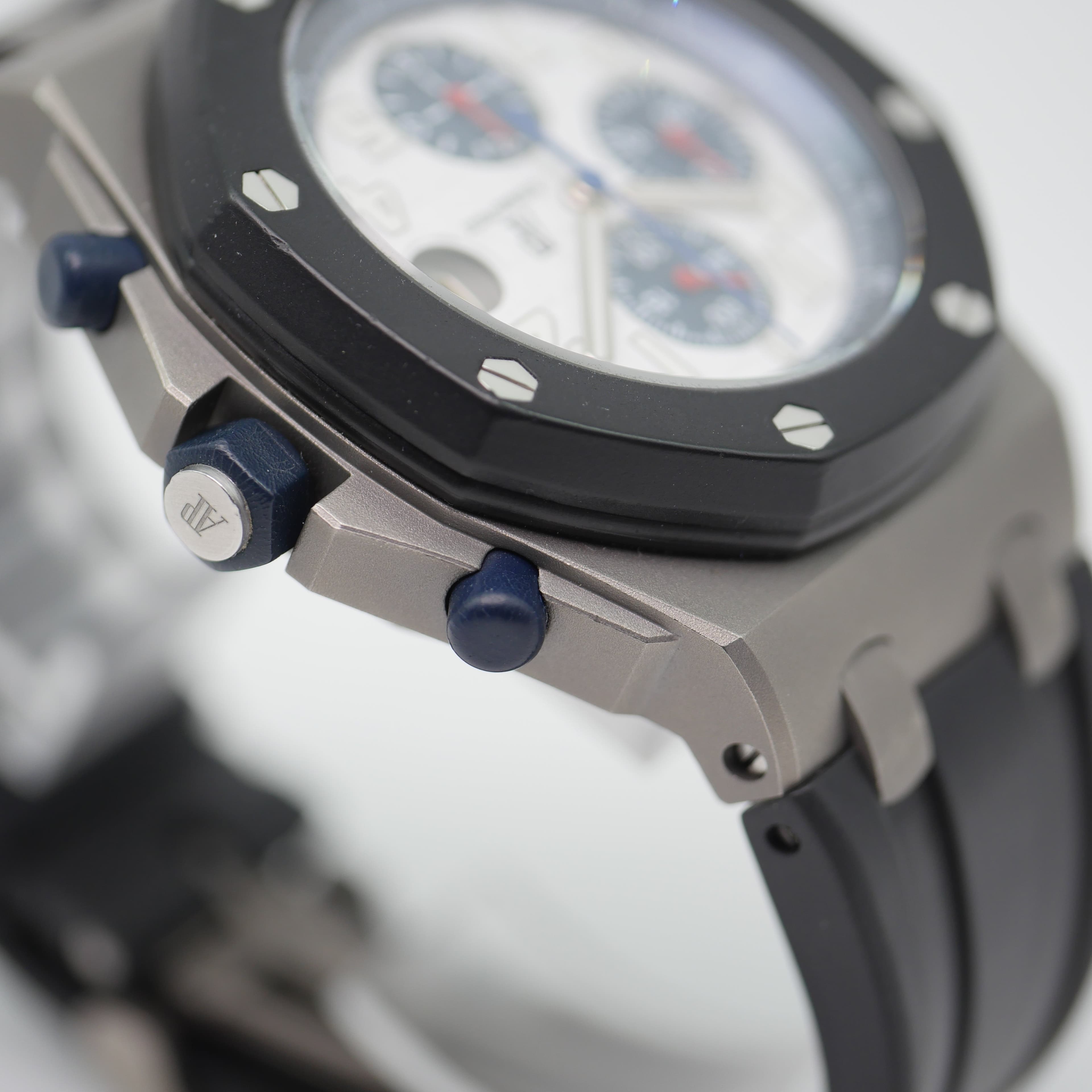Audemars Piguet Royal Oak Offshore – Ref. 26279IK.GG.D002CA.01, Sehr gut – Bild 2/10