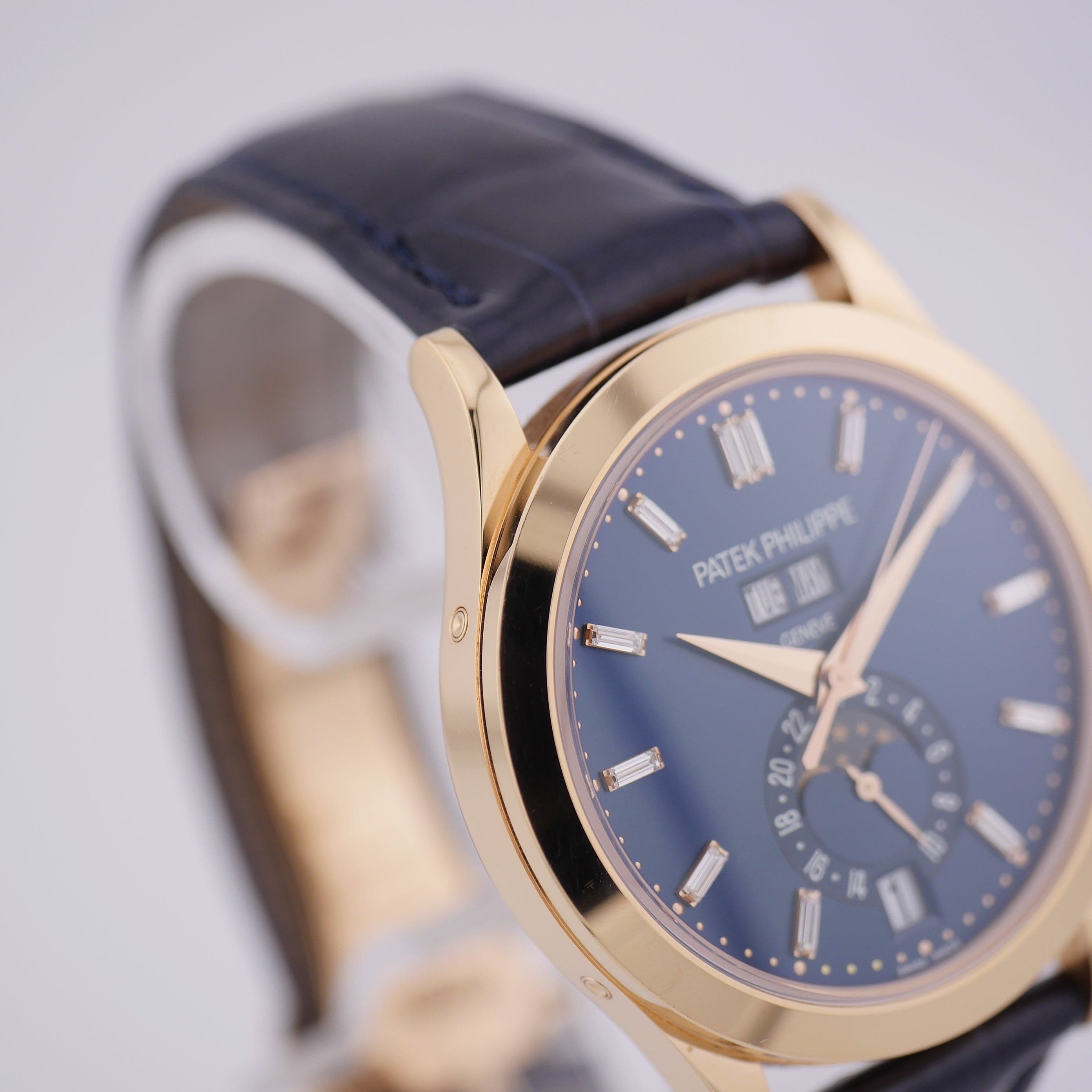 Patek Philippe Annual Calendar – Ref. 5396R-015, Sehr gut – Bild 2/13