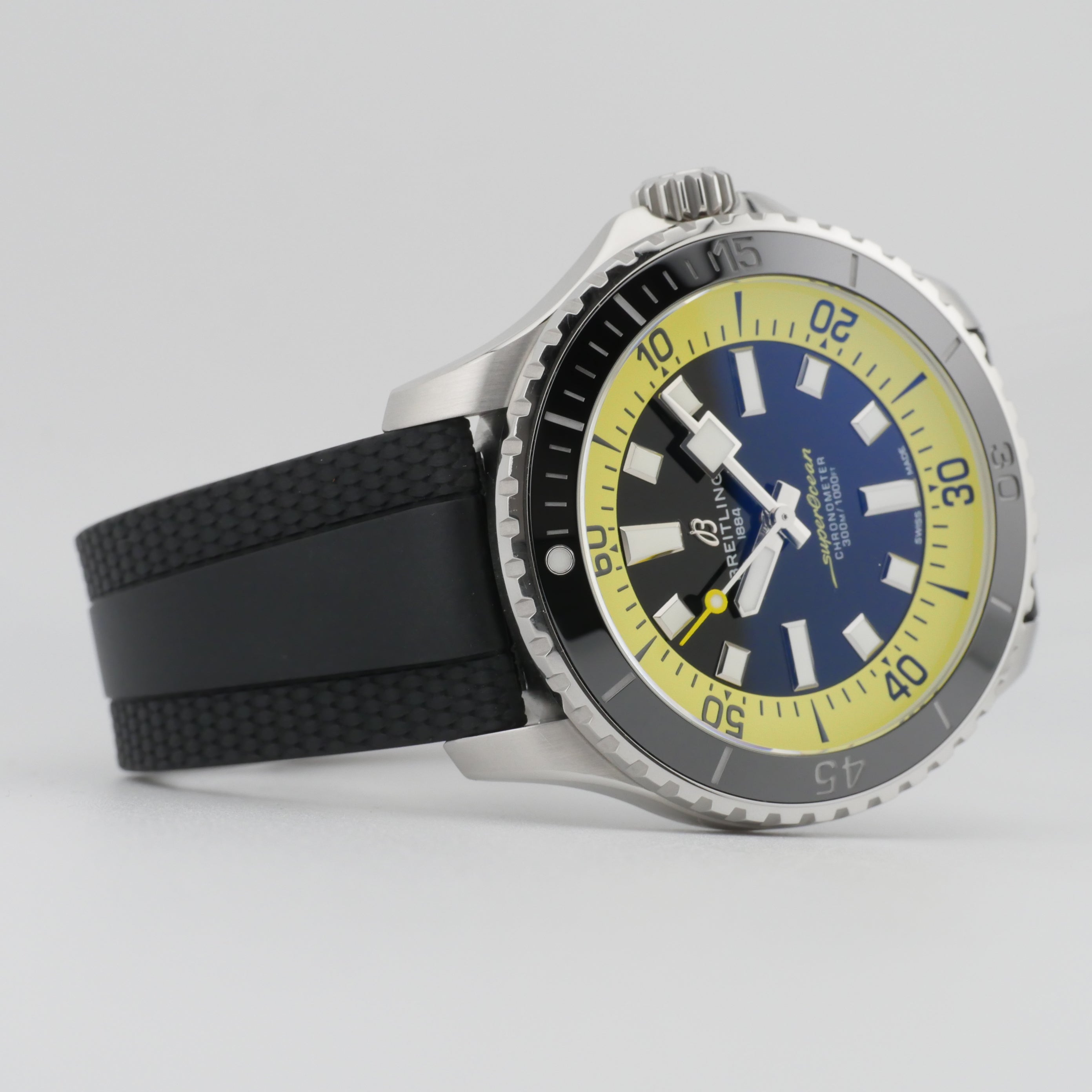 Breitling Superocean – Ref. A173762A1B1S1, very good – 3/9