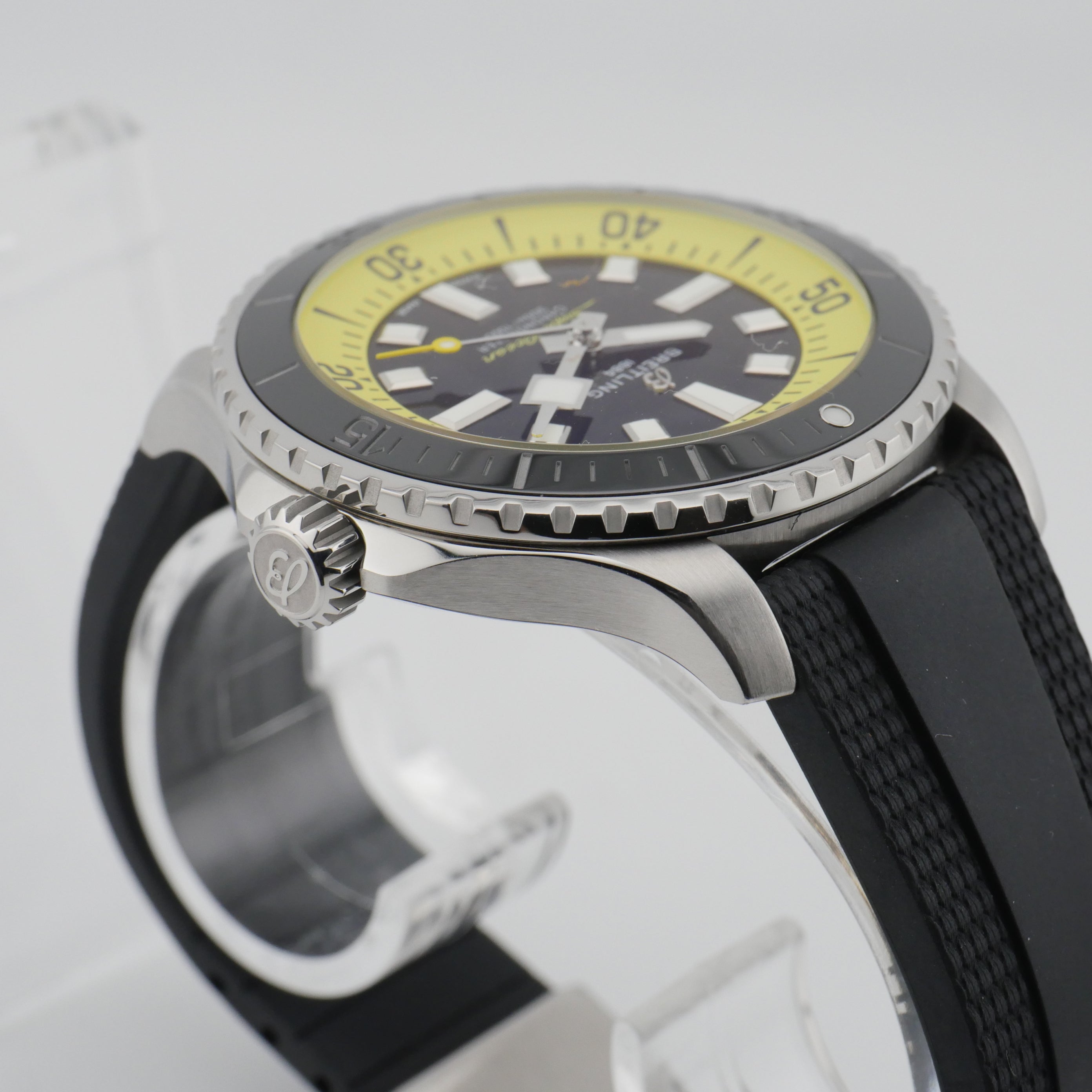 Breitling Superocean – Ref. A173762A1B1S1, very good – 9/9