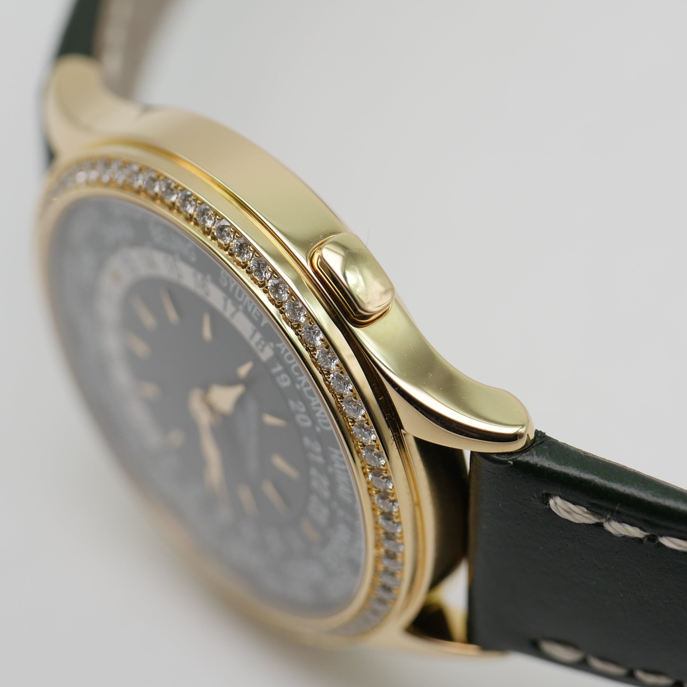 Patek Philippe World Time – Ref. 7130R-014, Gut – Bild 2/9