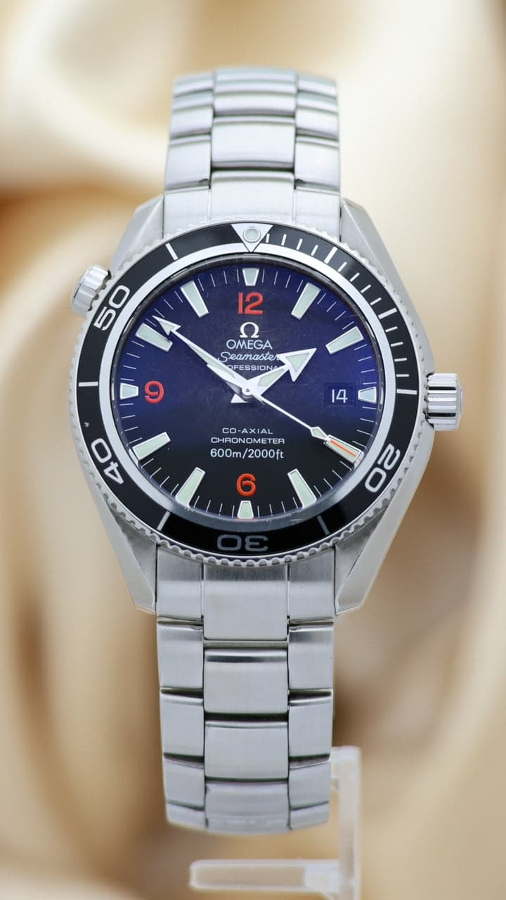Omega Seamaster Planet Ocean – Ref. 22015100, Sehr gut