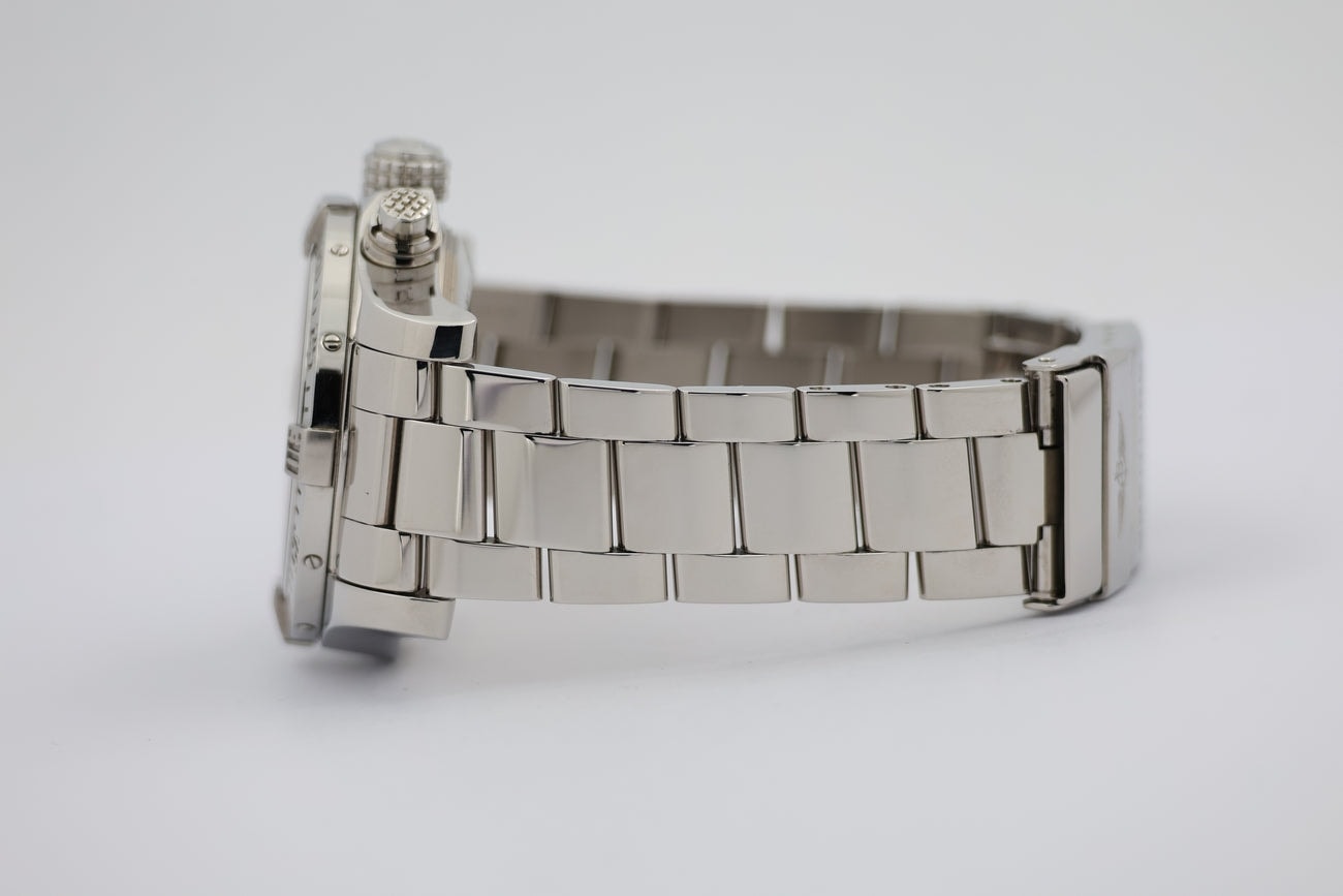 Breitling Avenger – Ref. A13381, very good – 4/10