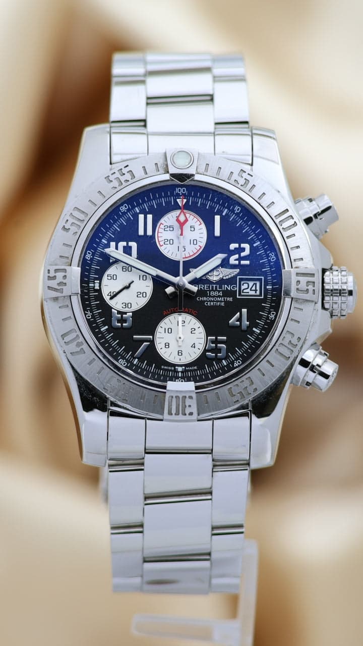 Breitling Avenger – Ref. A13381, Sehr gut