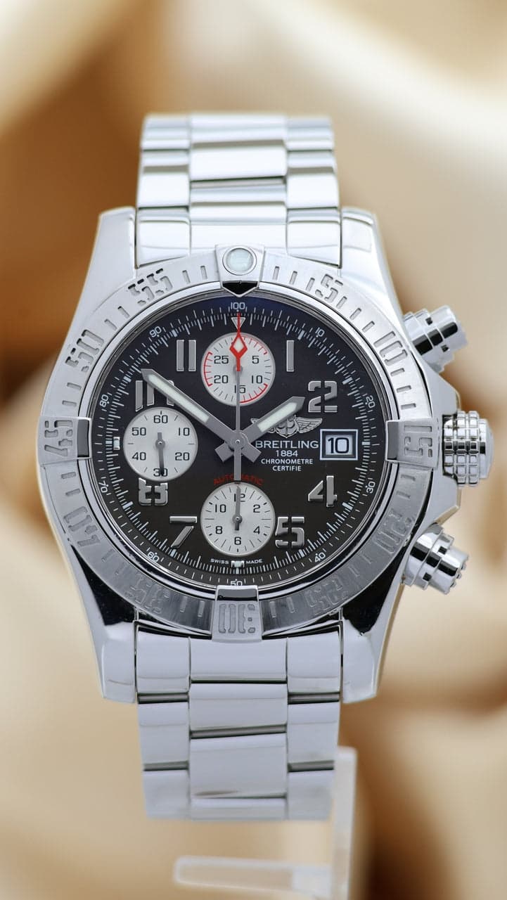 Breitling Avenger – Ref. A13381, Sehr gut – Bild 1/9