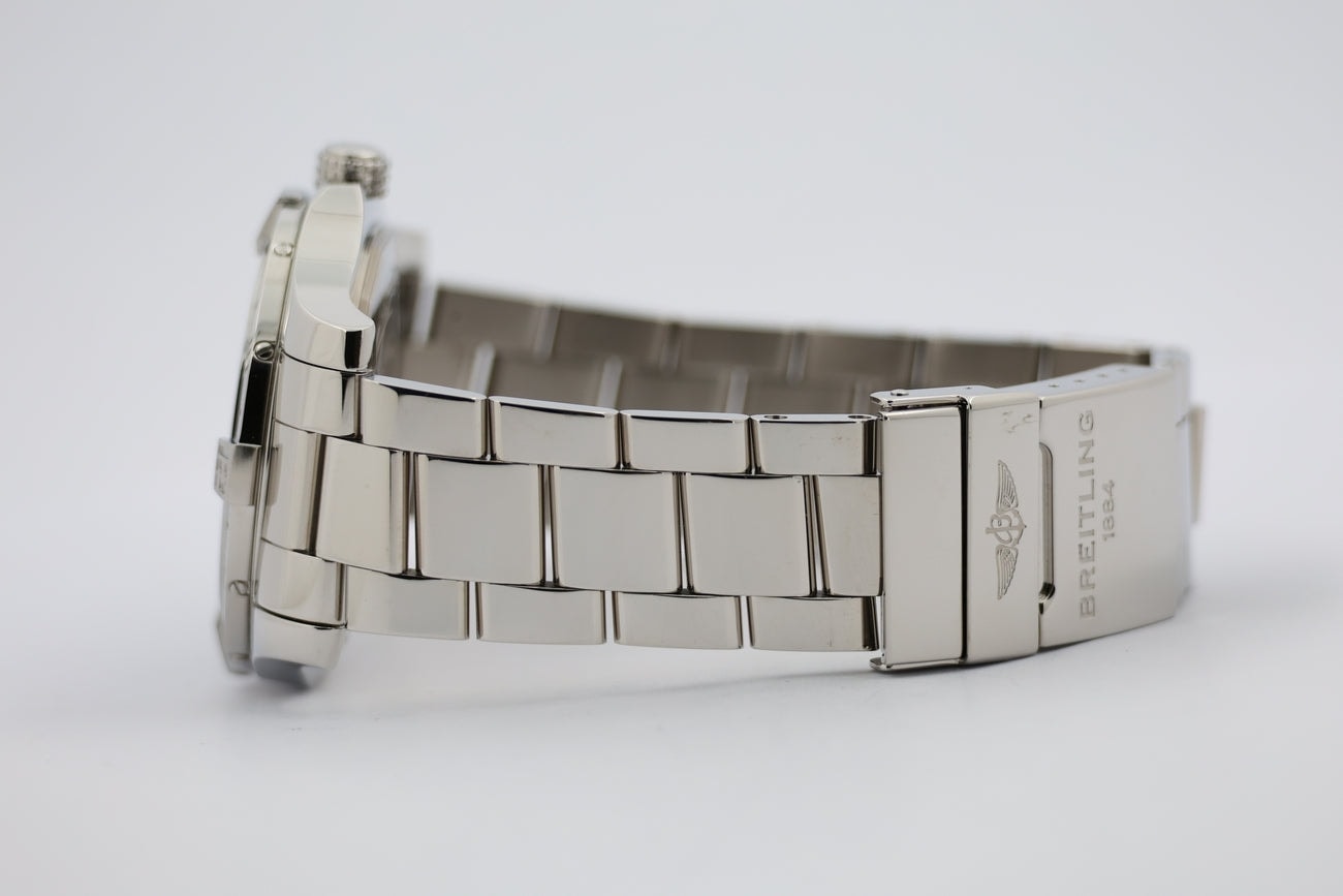 Breitling Avenger – Ref. A32390, very good – 5/10