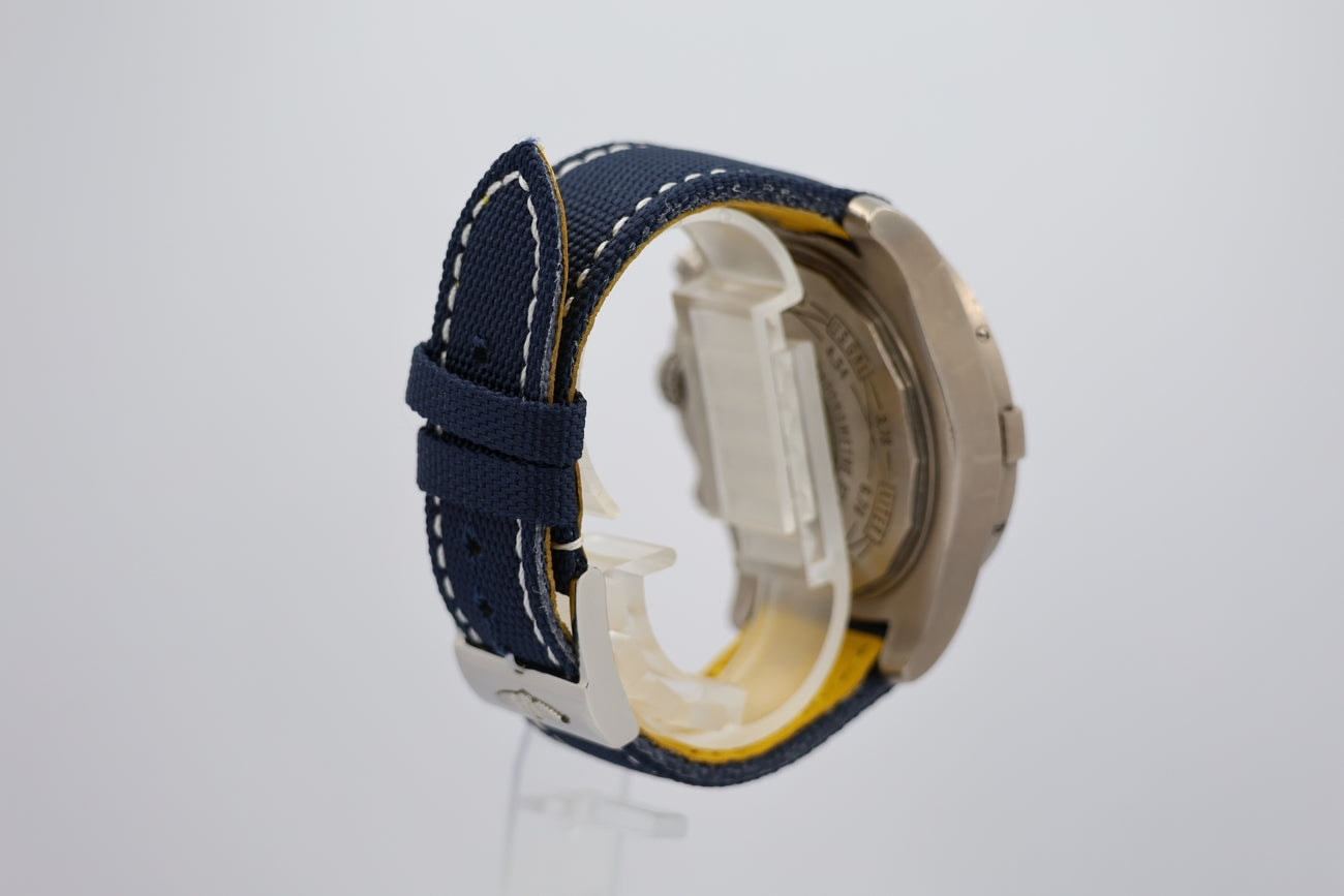 Breitling Avenger – Ref. E13383, Sehr gut – 6/8