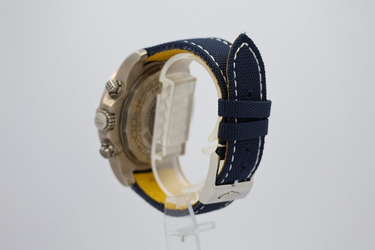 Breitling Avenger – Ref. E13383, very good – Image 2/8