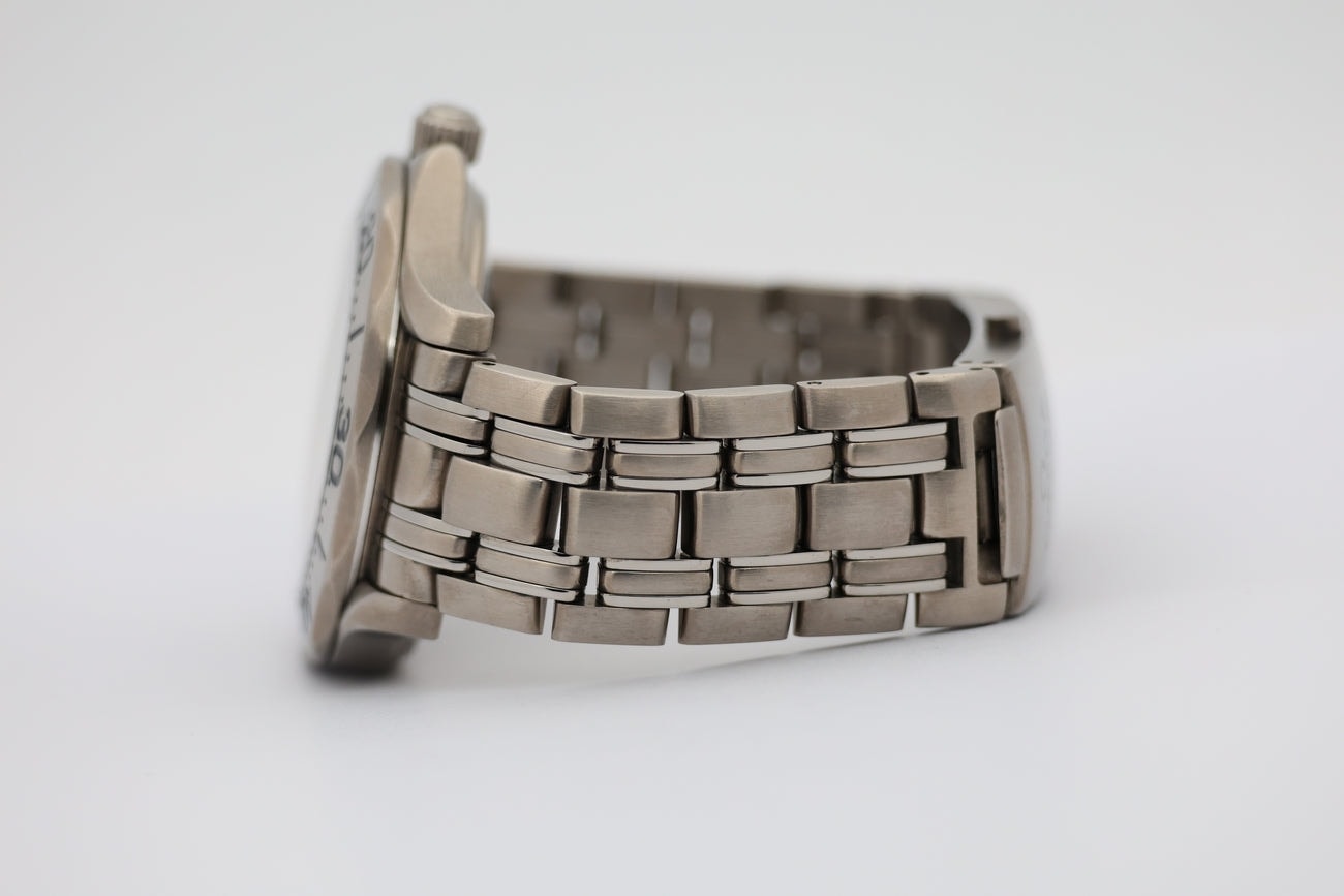 Omega Seamaster – Ref. 22318000, Sehr gut – 8/10