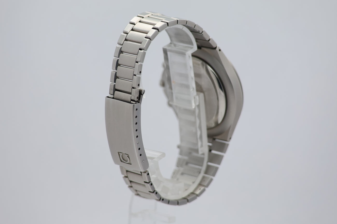 Omega Speedmaster (Non-Moonwatch) – Ref. 3450803, very good – 4/10