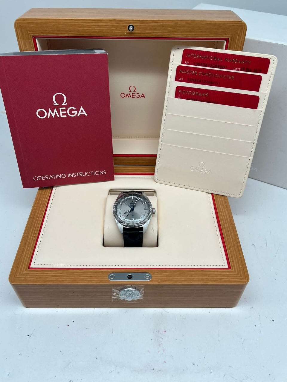 Omega Constellation – Ref. 13033412206001, very good – 9/10