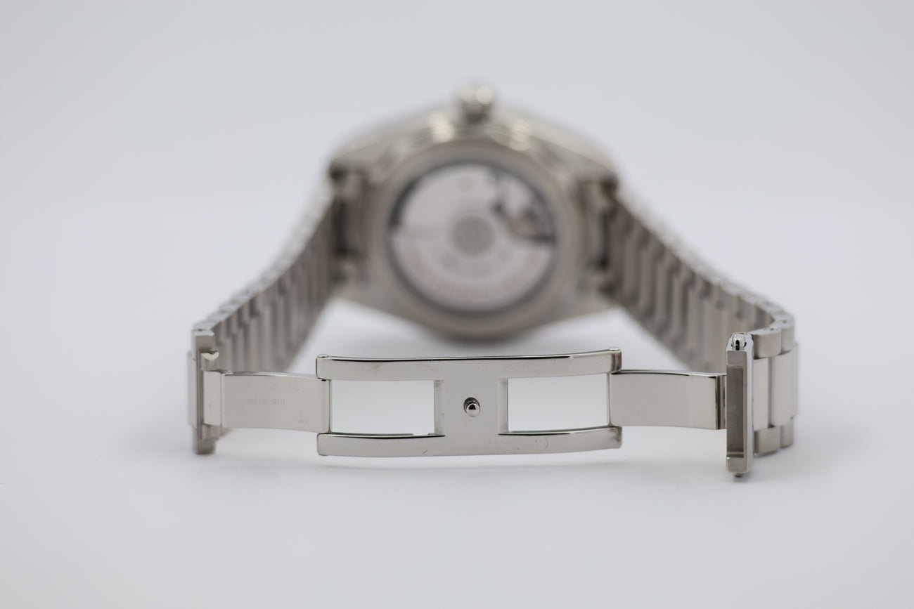 Omega Aqua Terra – Ref. 22010382010002, very good – 6/10