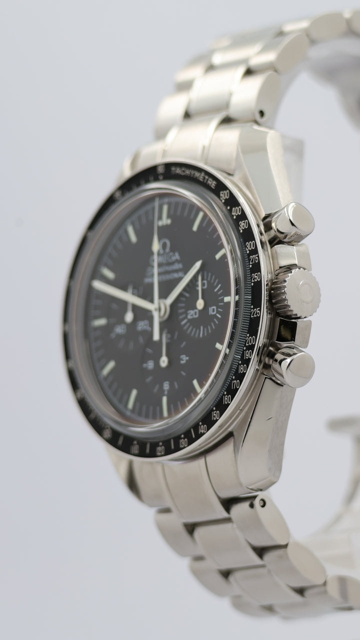Omega Speedmaster Moonwatch – Ref. 35735000, Sehr gut – 8/9