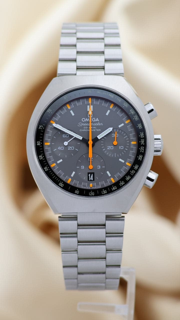 Omega Speedmaster Mark II – Ref. 32710435006001, Sehr gut – Bild 1/9