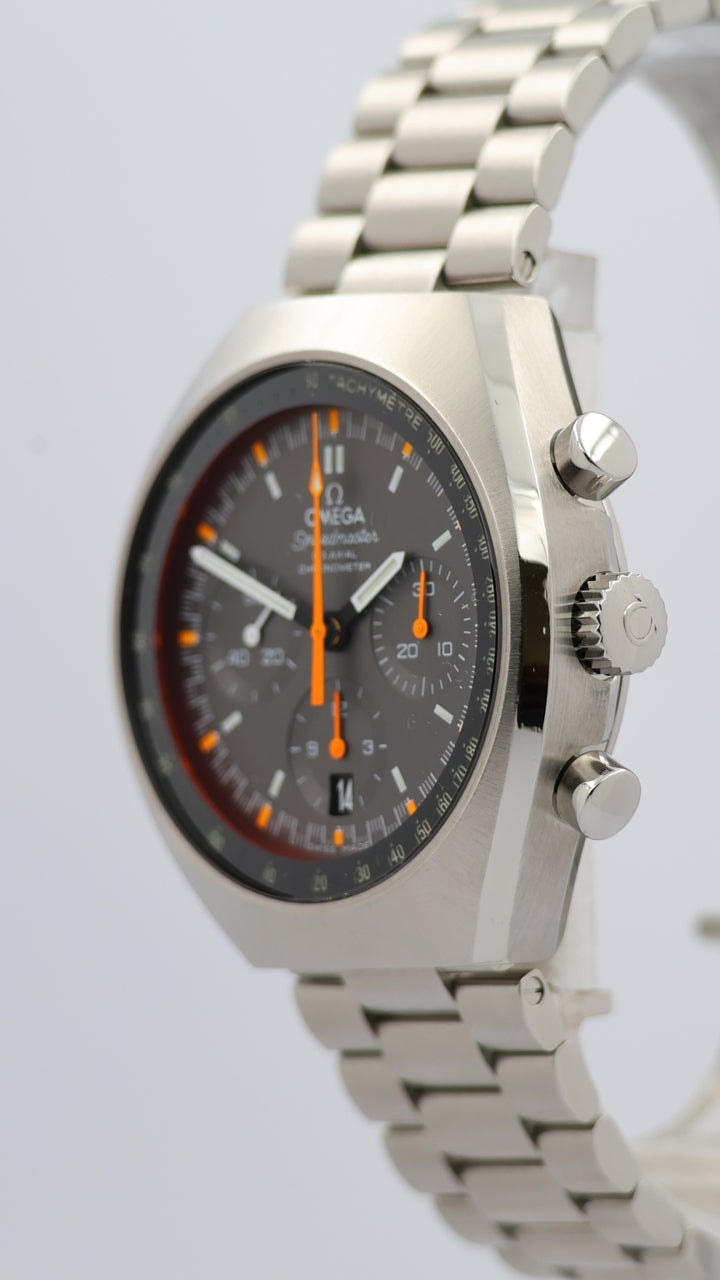 Omega Speedmaster Mark II – Ref. 32710435006001, very good – 2/9