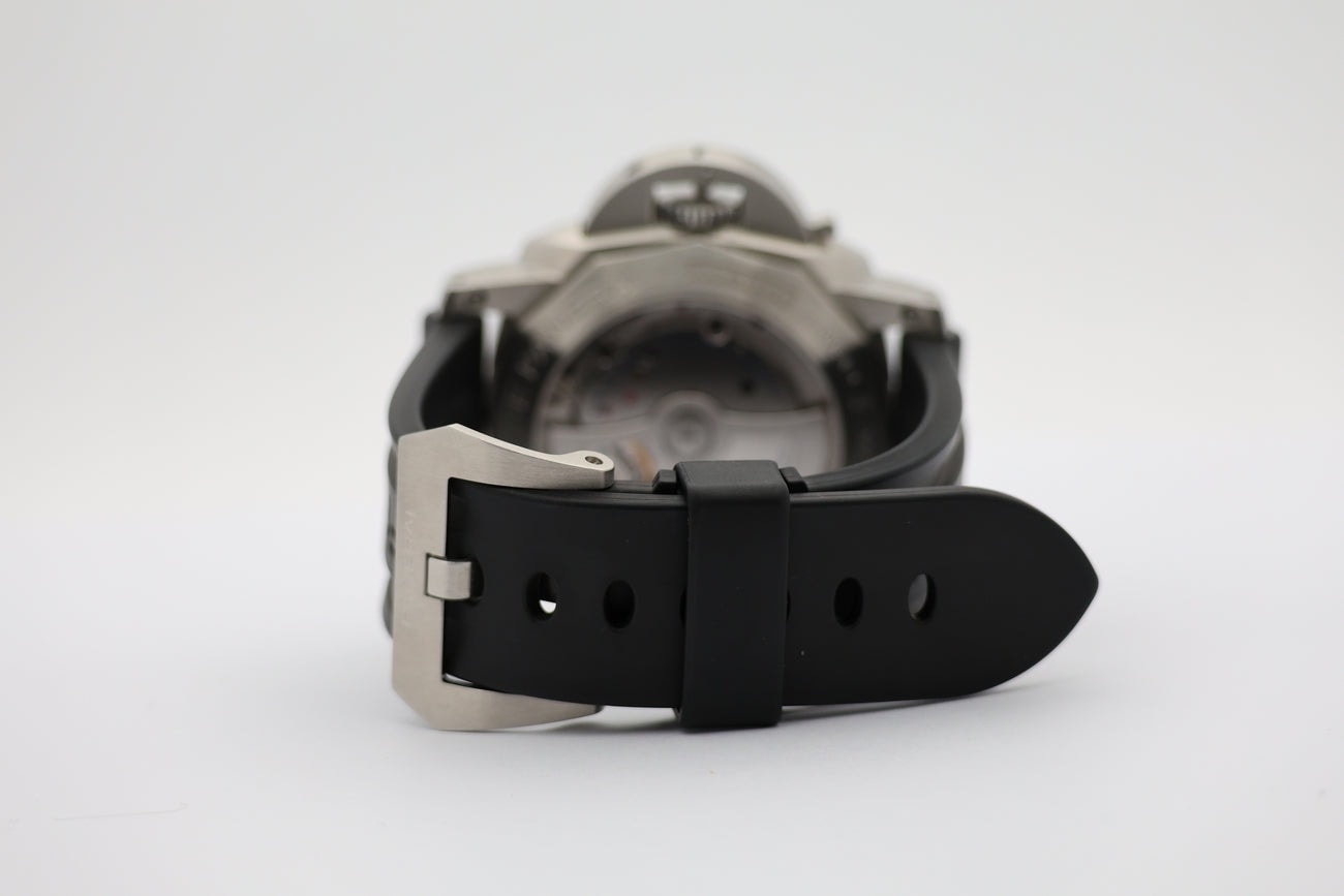 Panerai Luminor – Ref. PAM00328, very good – 4/8