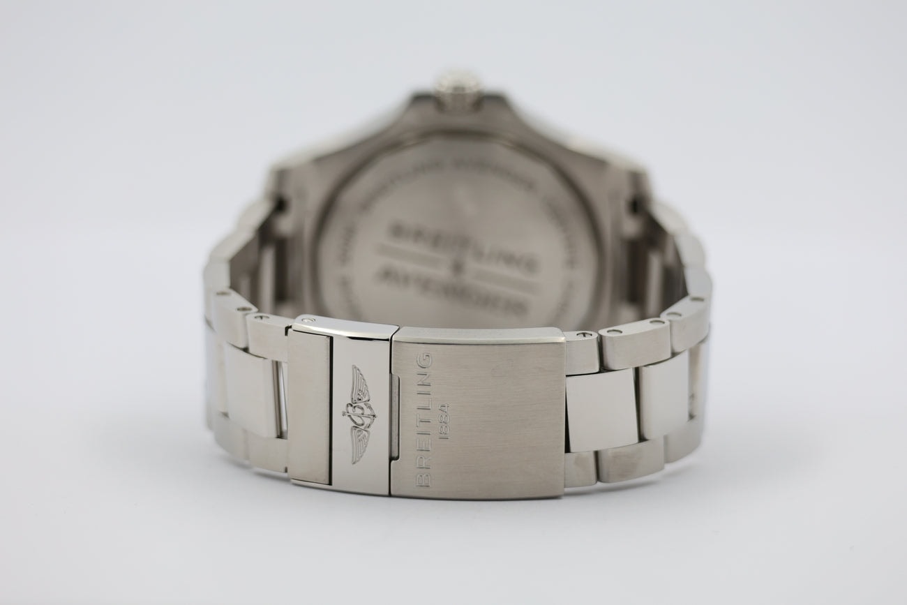 Breitling Avenger GMT – Ref. A32395, Sehr gut – 2/10