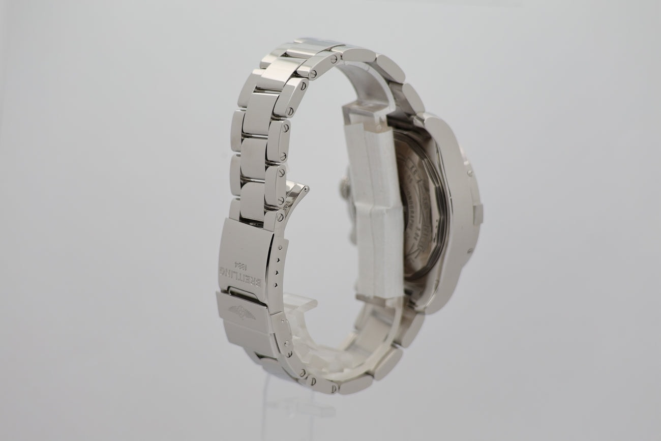 Breitling Avenger – Ref. A13381, very good – 5/10