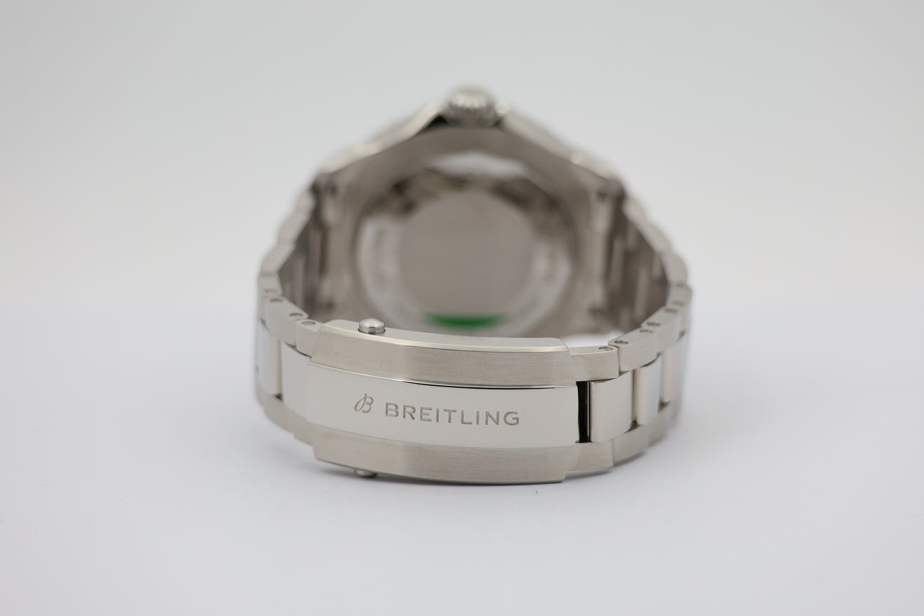 Breitling Superocean – Ref. A17376, very good – 3/9