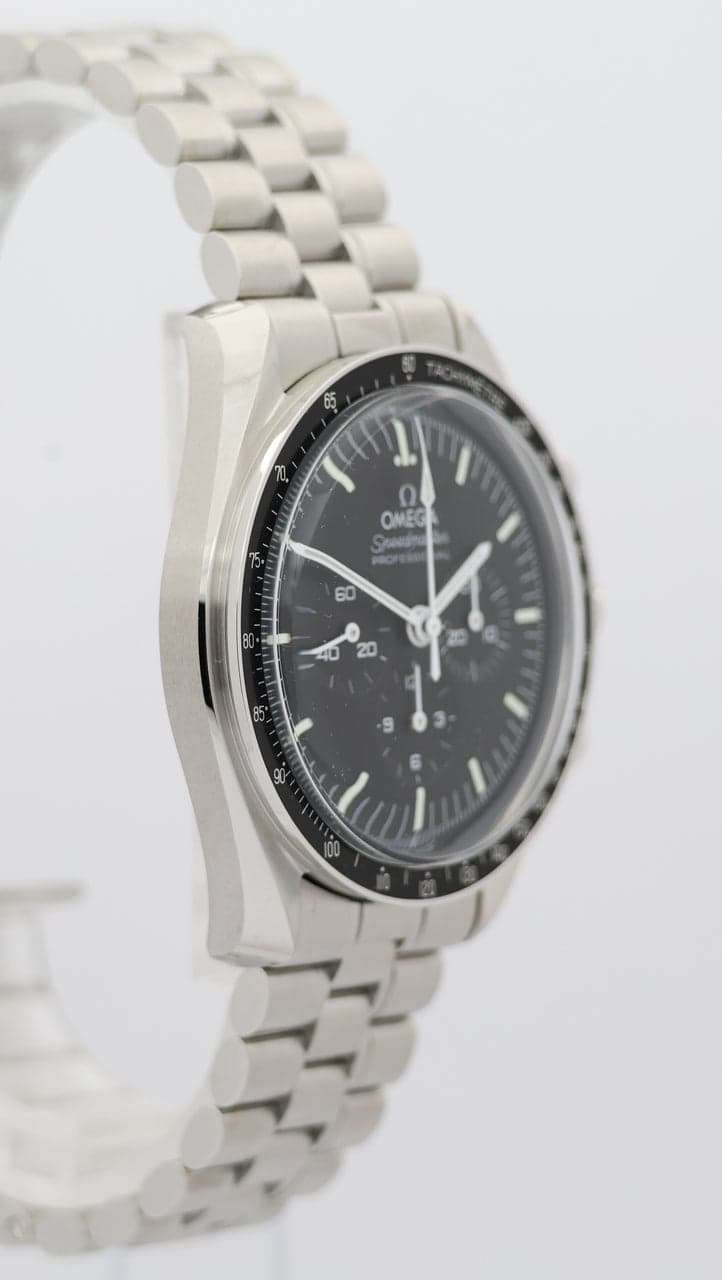 Omega Speedmaster Moonwatch – Ref. 31030425001001, New – Image 2/10