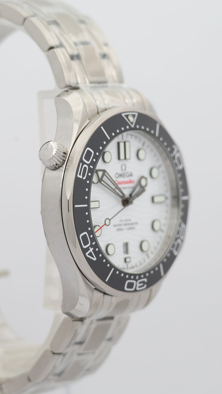 Omega Seamaster Diver 300M – Ref. 21030422004001, New – 7/10