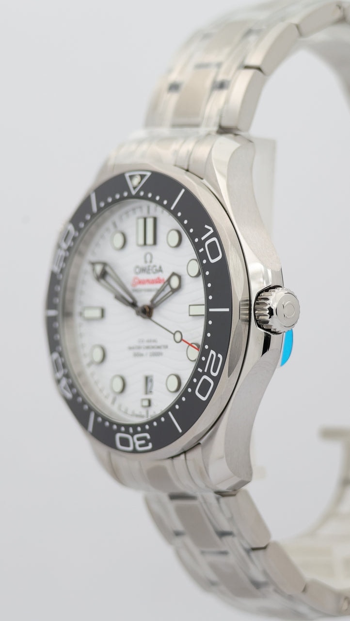 Omega Seamaster Diver 300M – Ref. 21030422004001, New – 8/10