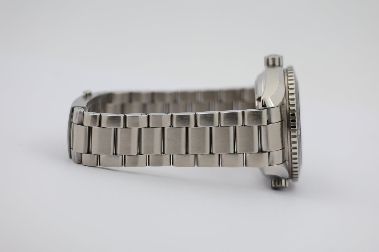 Omega Seamaster Planet Ocean – Ref. 23230422101003, Sehr gut – 3/10