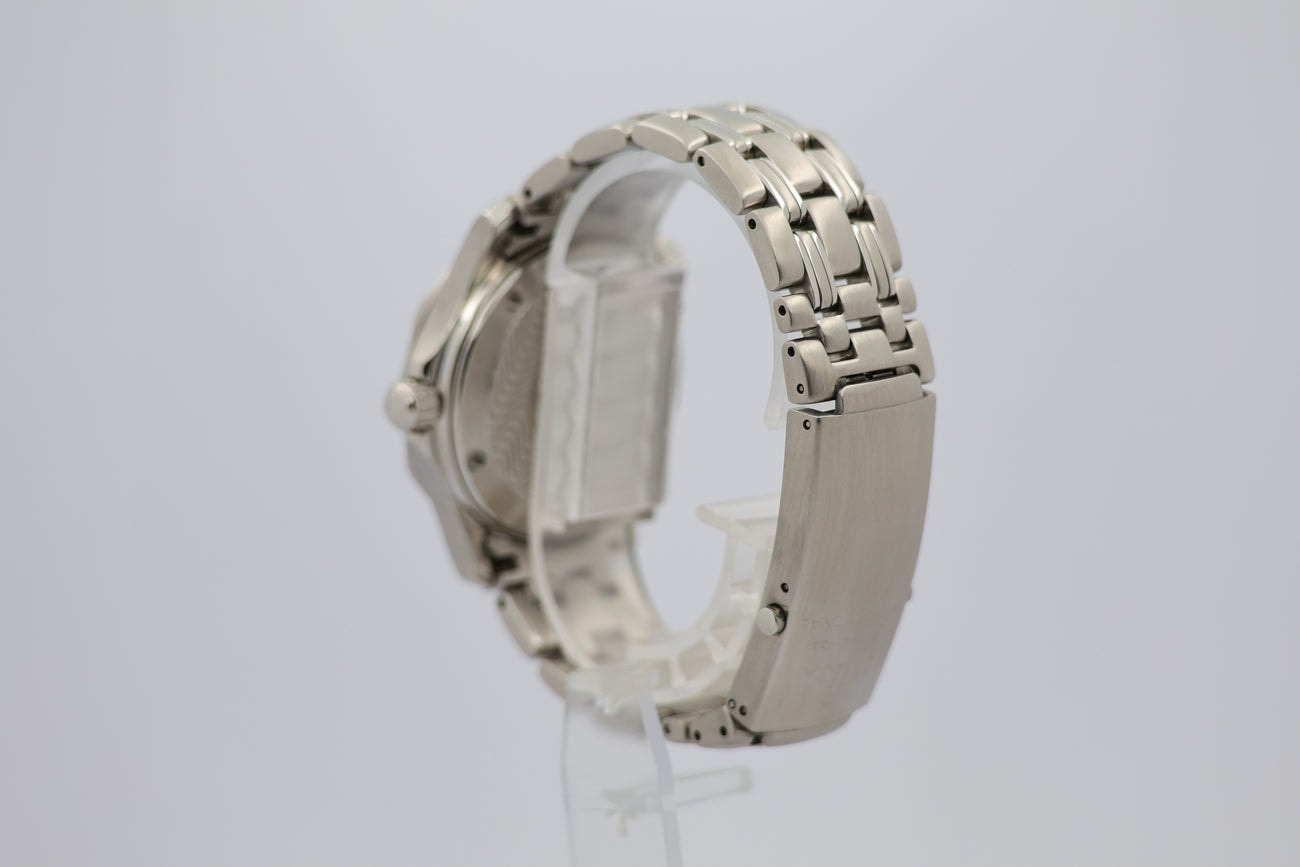 Omega Seamaster Diver 300M – Ref. 25518000, Gut – 8/9