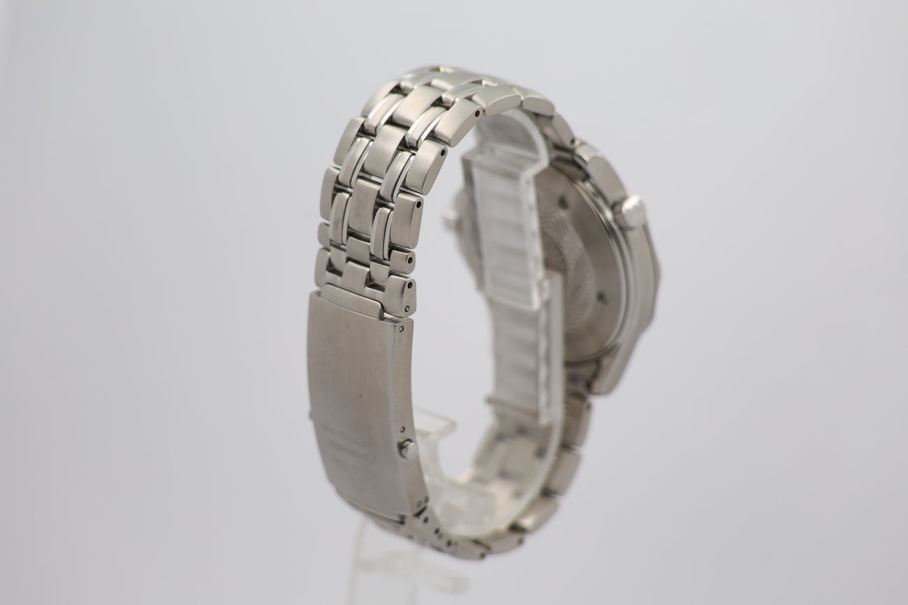 Omega Seamaster Diver 300M – Ref. 22515000, Sehr gut – 5/10