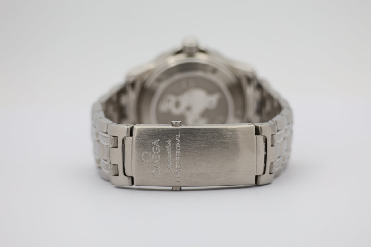 Omega Seamaster Diver 300M – Ref. 22228000, Sehr gut – 4/10