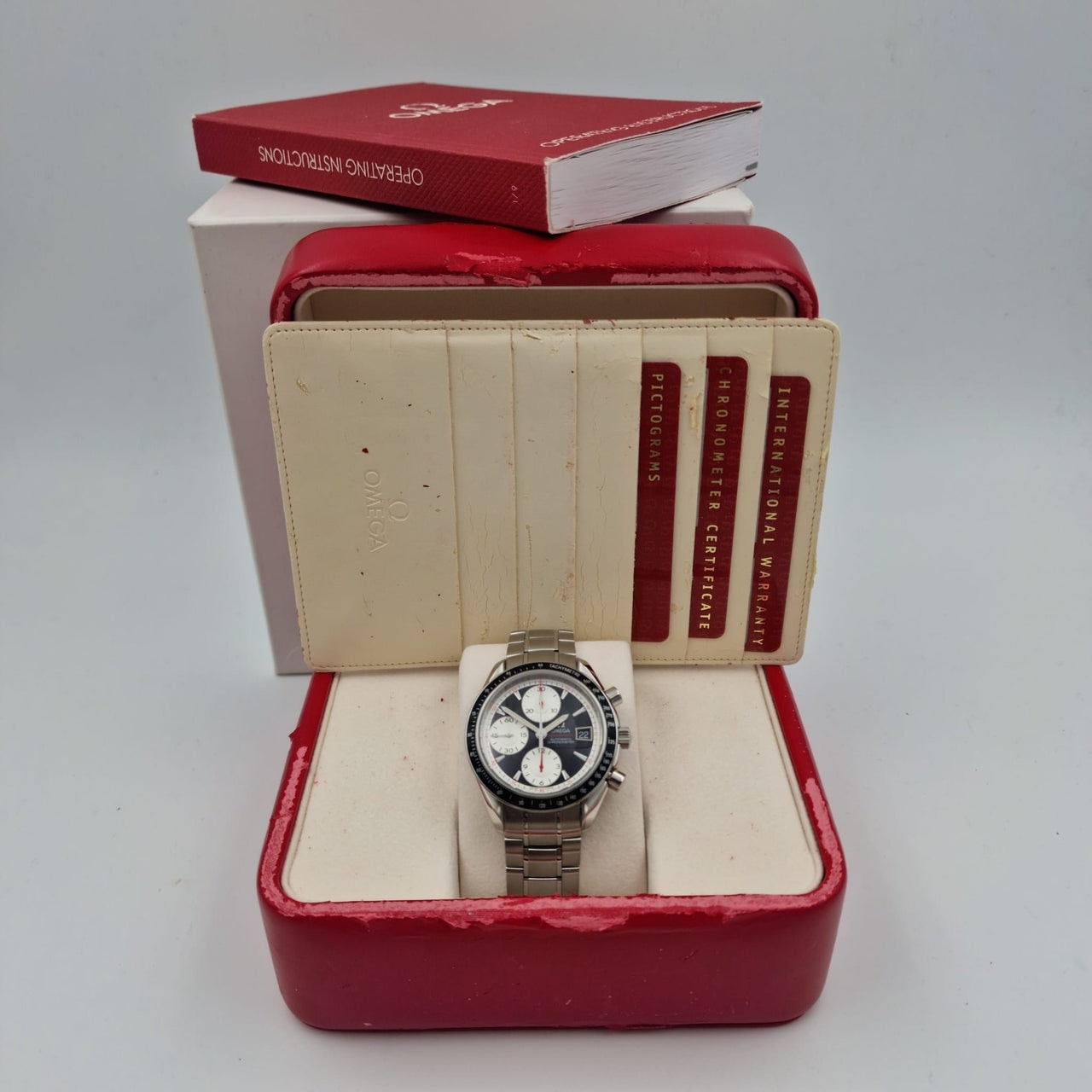 Omega Speedmaster (Non-Moonwatch) – Ref. 32105100, Sehr gut – 10/10