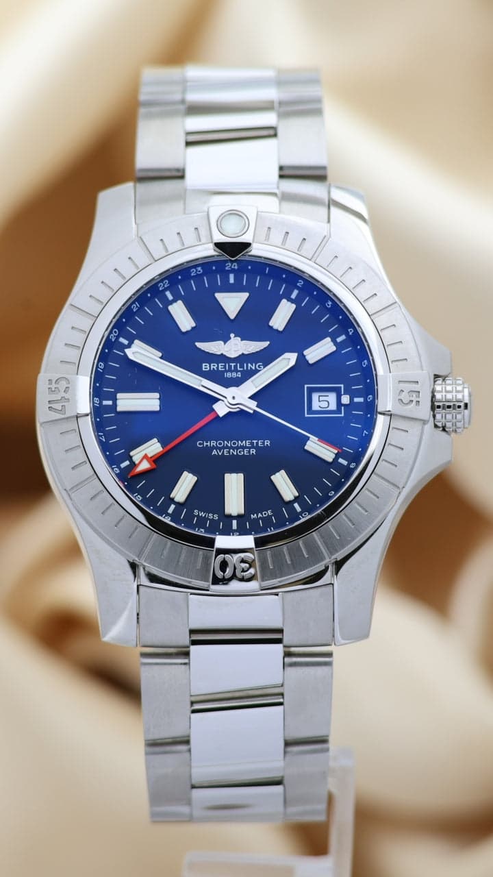 Breitling Avenger GMT – Ref. A32395, very good – Image 1/10