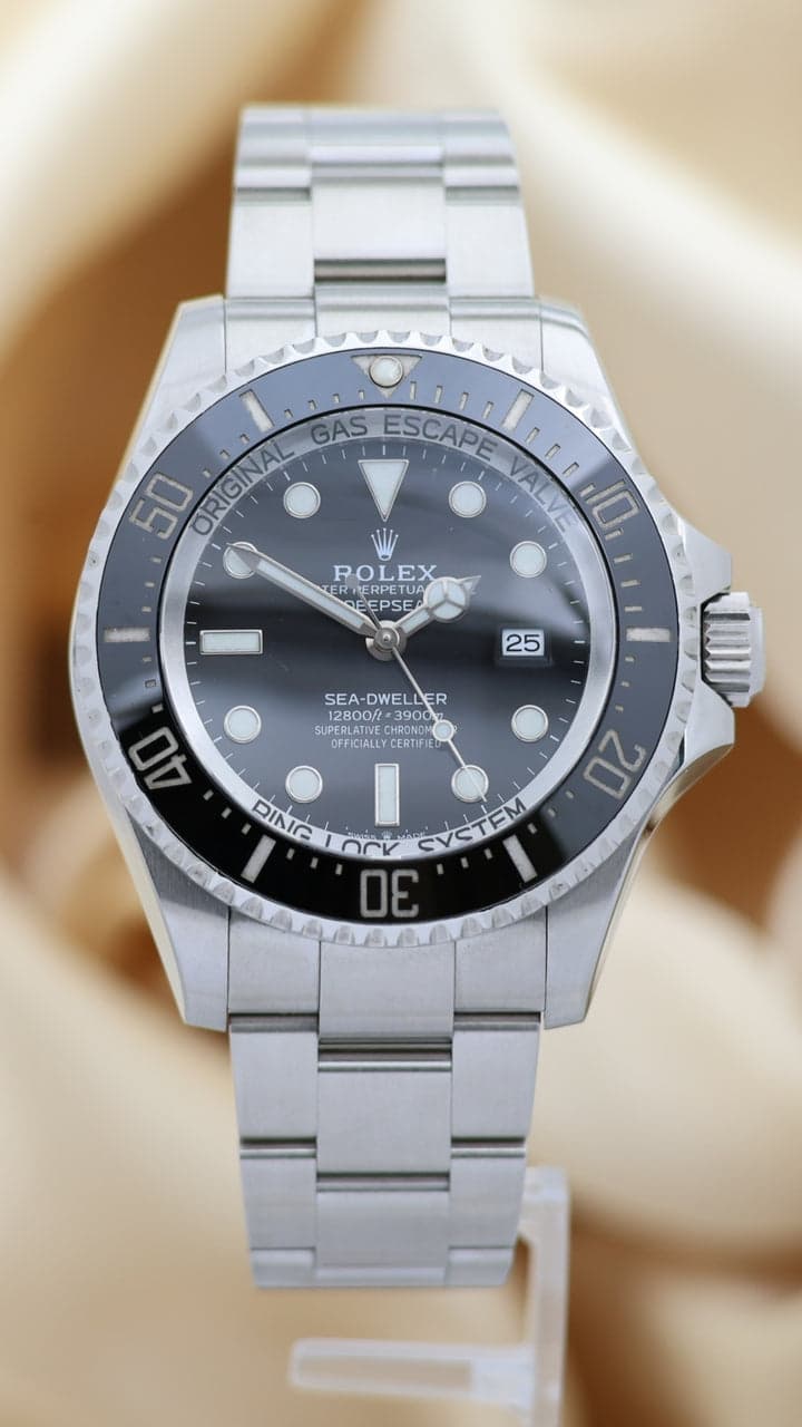 Rolex Sea-Dweller – Ref. 126660, Sehr gut – Bild 1/9