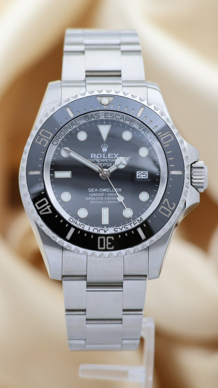 Rolex Sea-Dweller – Ref. 126660, Sehr gut – 1/9