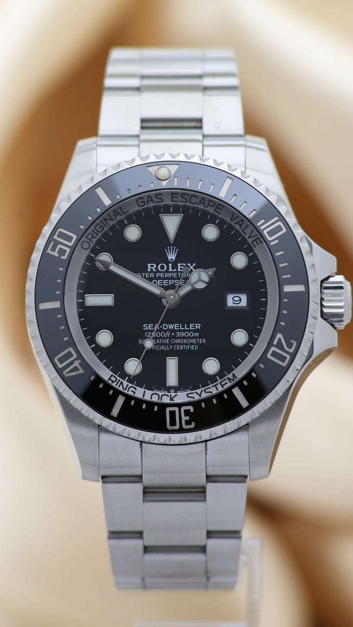 Rolex Sea-Dweller – Ref. 126660, Sehr gut – Bild 1/10