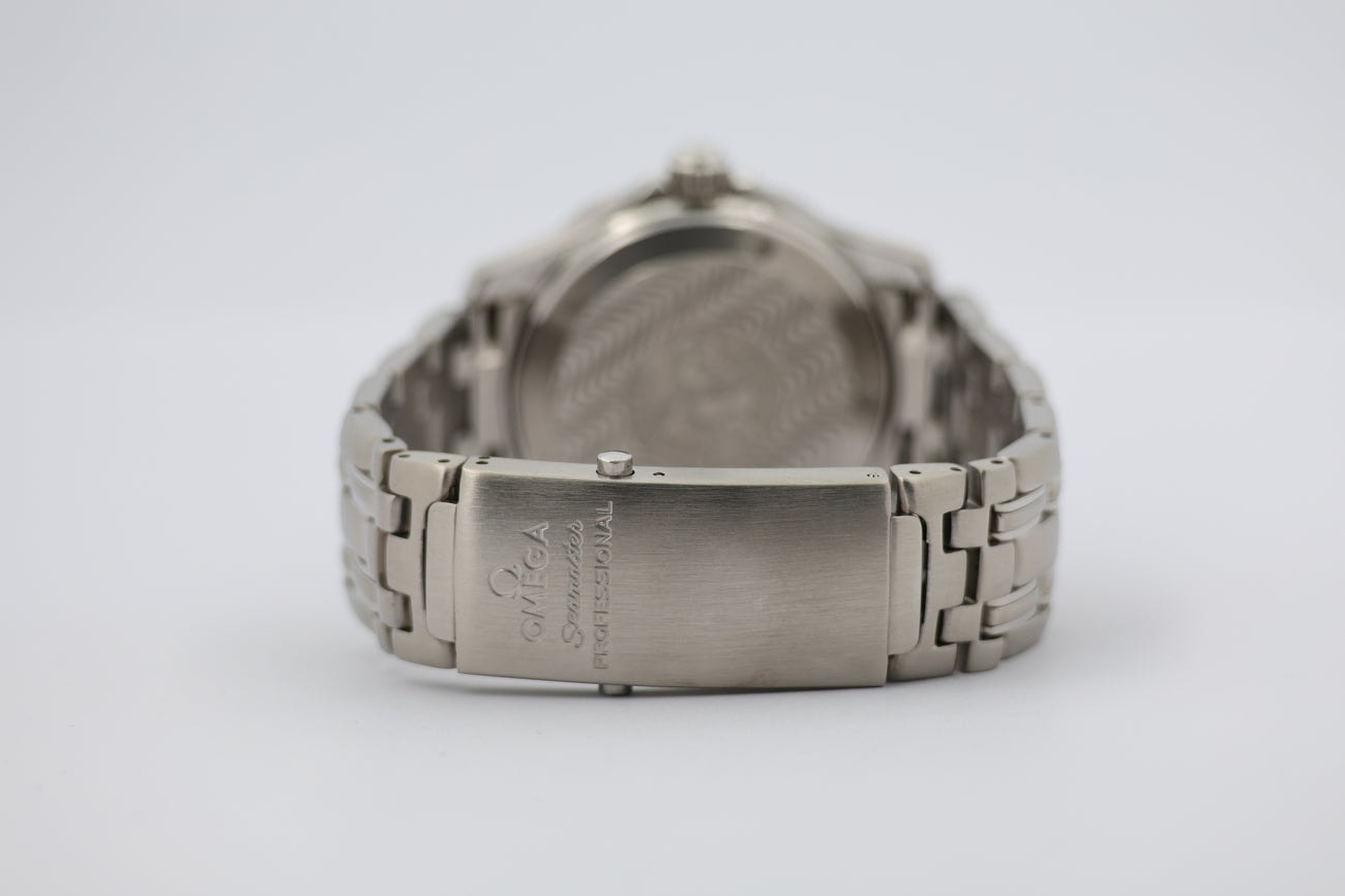 Omega Seamaster Diver 300M – Ref. 25628000, very good – 2/9