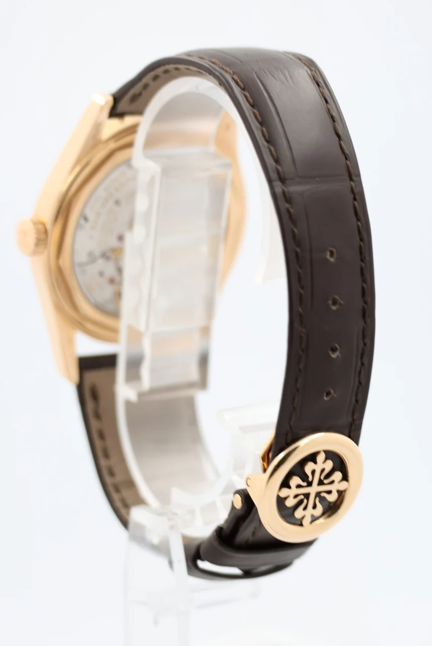 Patek Philippe Calatrava – Ref. 6000R-001, Sehr gut – Bild 2/11