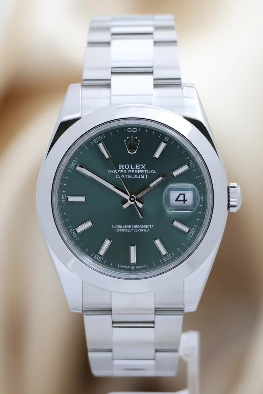 Rolex Datejust – Ref. 126300, Sehr gut – Bild 1/9