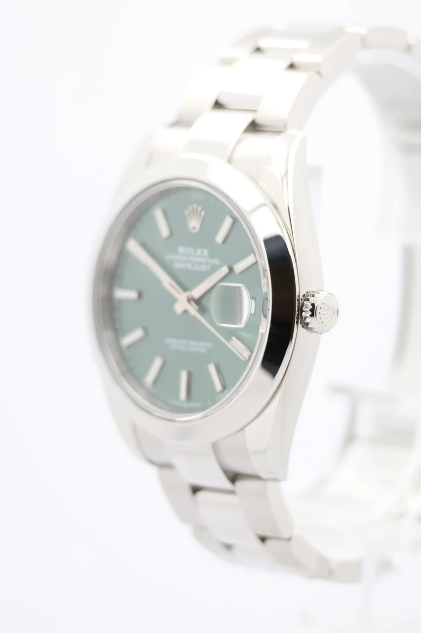 Rolex Datejust – Ref. 126300, very good – 5/9