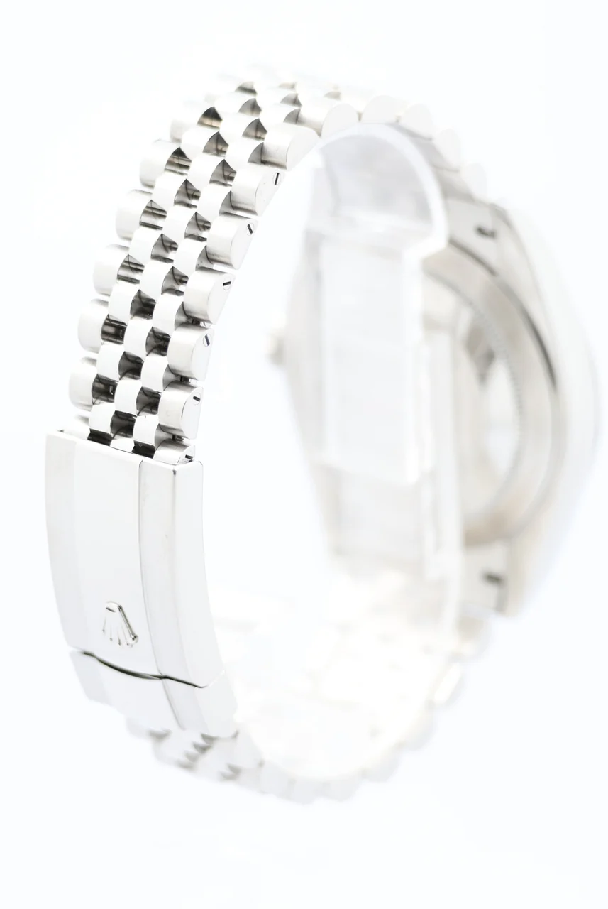 Rolex Datejust – Ref. 126300, Sehr gut – 5/10