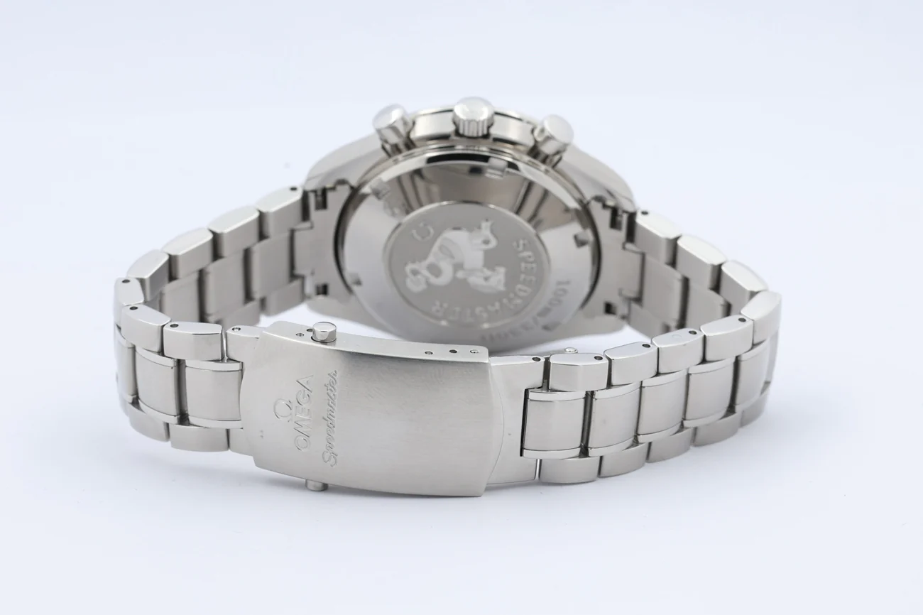 Omega Speedmaster – Ref. 32330404004001, very good – 9/9