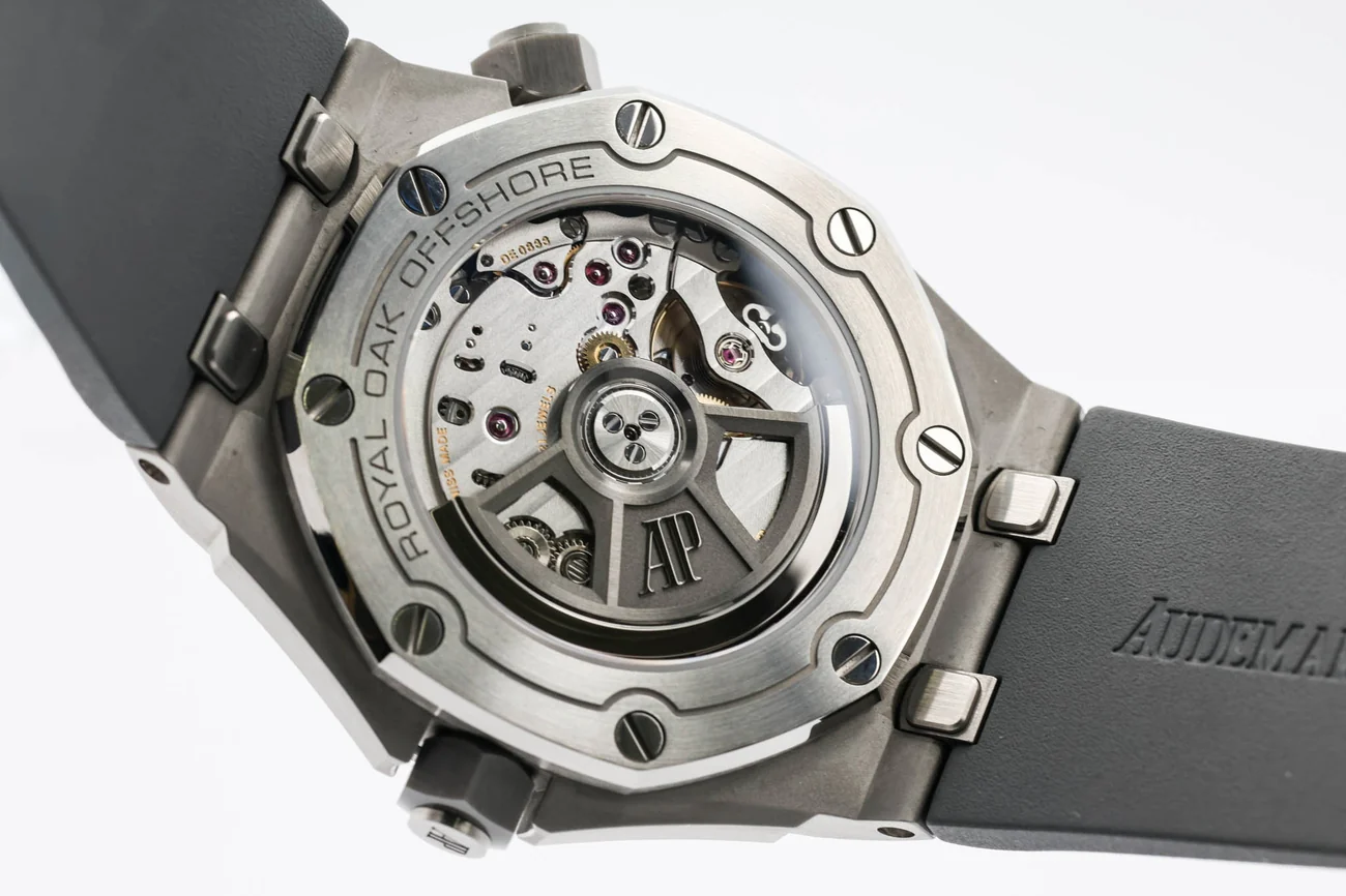 Audemars Piguet Royal Oak Offshore Diver – Ref. 15720STOOA009CA01, Sehr gut – 8/10